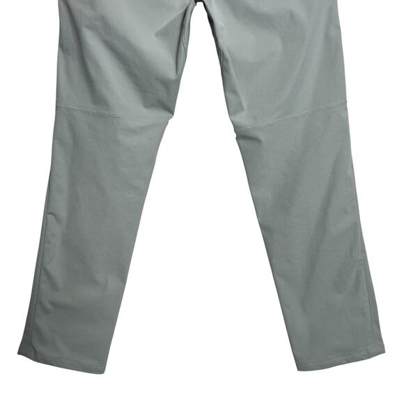 Lululemon Commission Pant Classic Fit Warpstreme MENS 30 x 28 Grey Chino - Picture 9 of 10